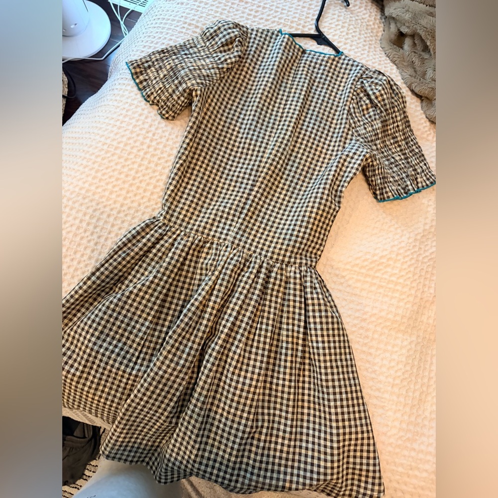 Checked Short Sleeve Mini Dress in Black and White - Picture 5 of 5